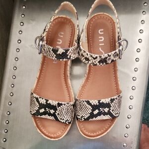 Snakeskin Pattern Sandals